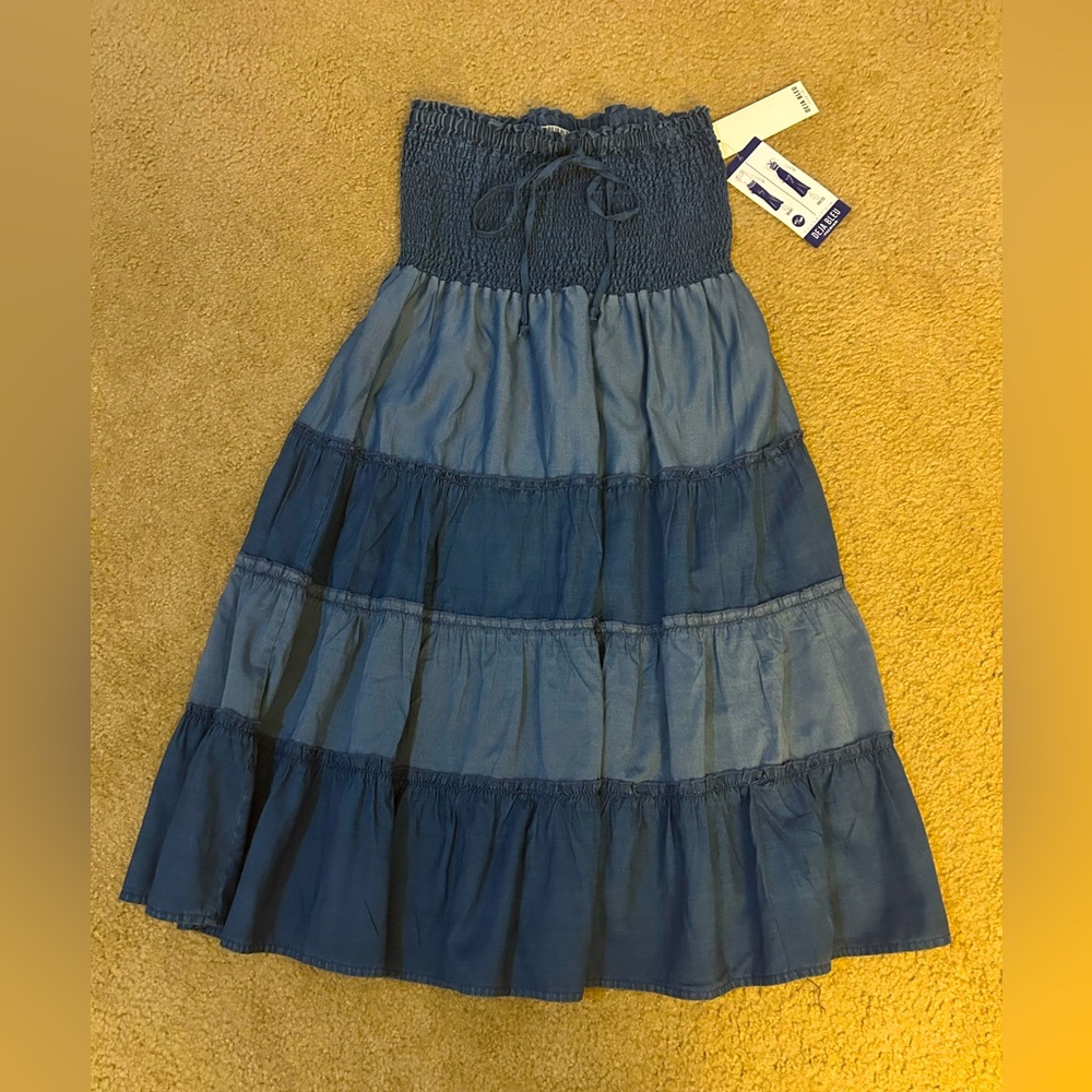 NWT Deja Bleu medium wash